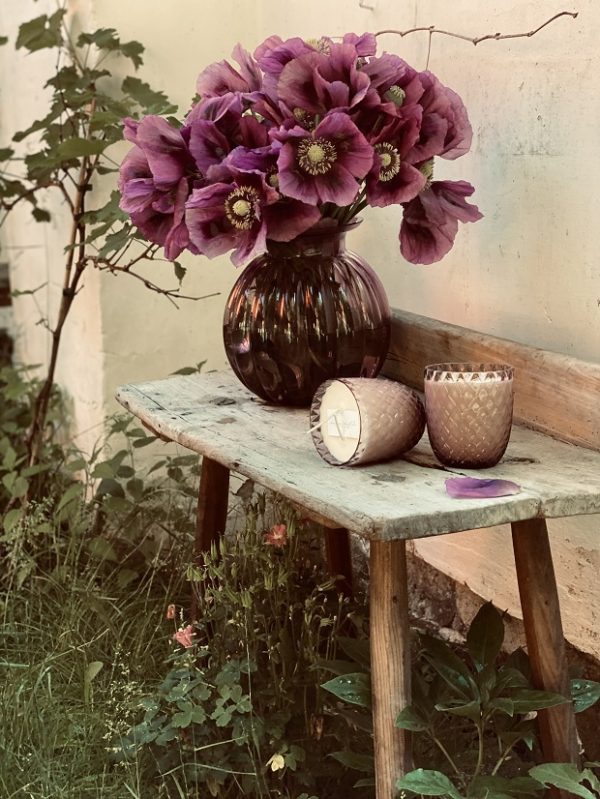 "CRYSTALKA" NATURAL CANDLE IN LILAC GLASS - Image 3