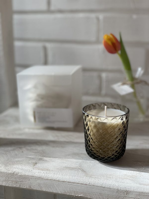 "CRYSTALKA" NATURAL MINI-CANDLE IN SMOKY GLASS - Image 3