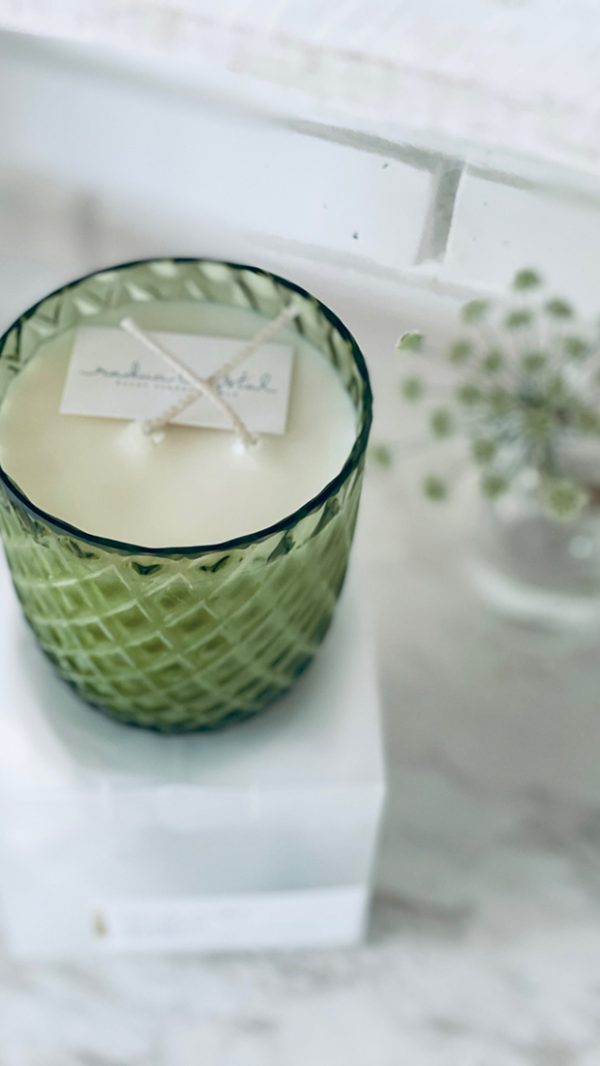 "CRYSTALKA" NATURAL CANDLE IN olive GLASS - Image 4